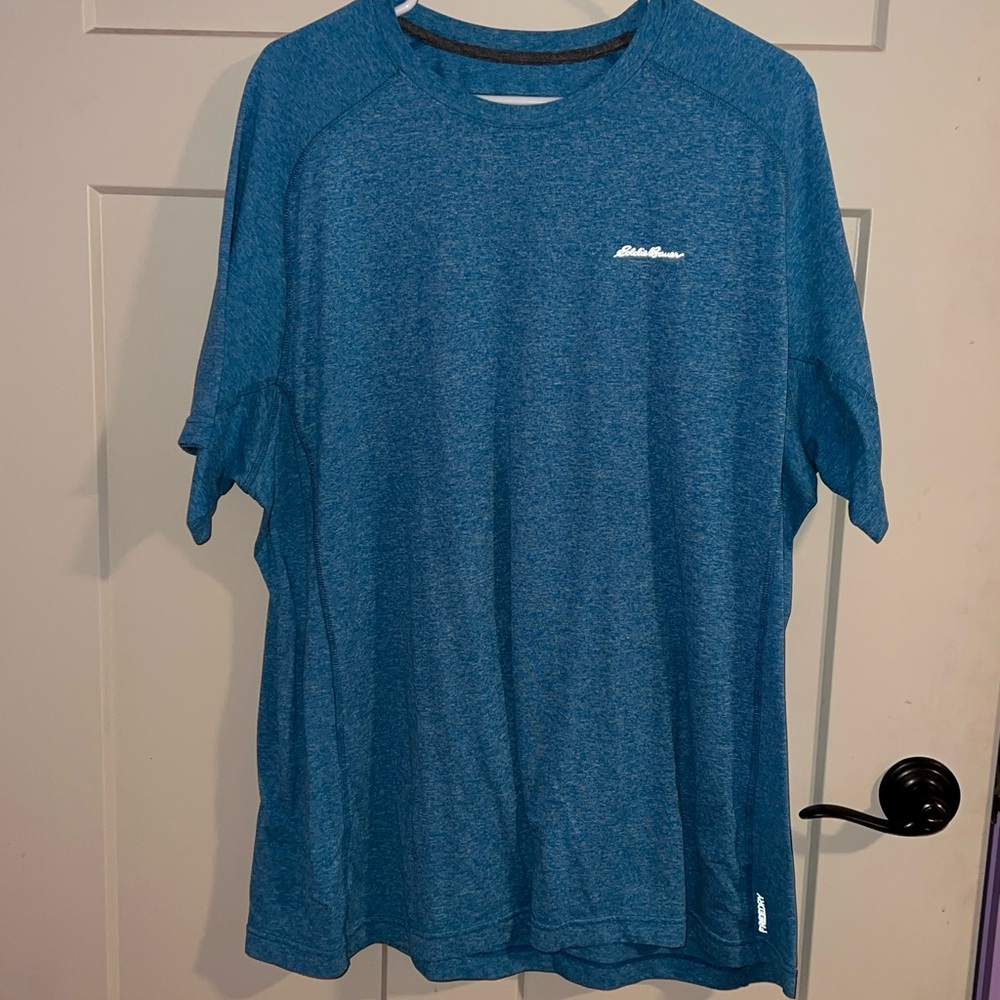 Eddie Bauer Men's Blue T-Shirt